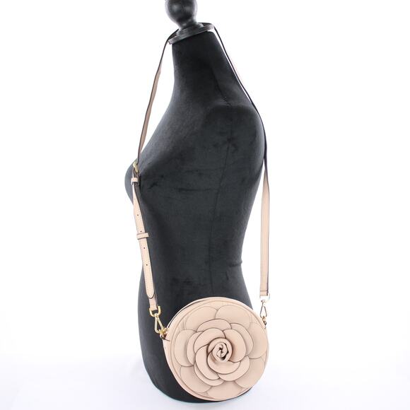 Michael Kors Vivianne Canteen Bag - Picture 3 of 9